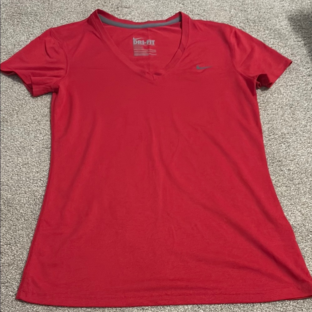 Nike Red Fitted Short Sleeve T-Shirt